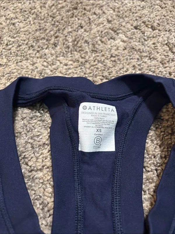 Athleta Momentum Tank Top size XS - Image 2