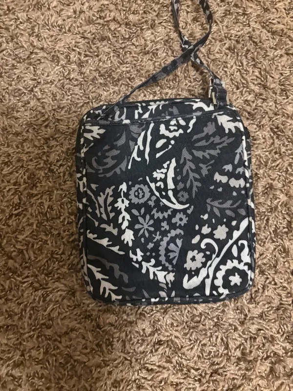 Vera Bradley Hipster Crossbody Purse Paisley Noir Print Black and White Cotton - Image 3