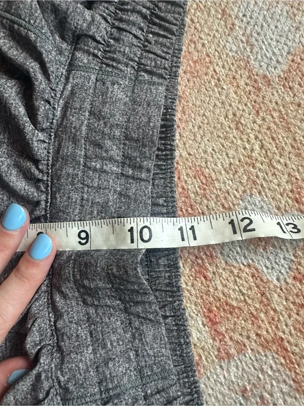 Lululemon Hotty Hot Short 2.5" Heather Lux Multi Black Heather Black W7ATIR Sz 6 - Image 7