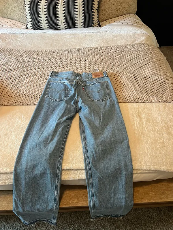 Levi’s Low Pro Straight Jeans Women’s - Image 3