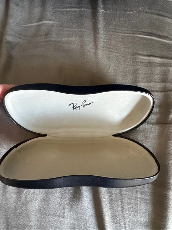 Ray-Ban Black Leatherette Sunglasses Case / J115 - Image 3