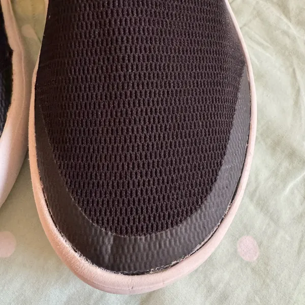 OOFOS Oomg Black Shoes Womens size 6 - Image 7