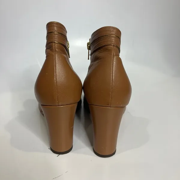 Anthropologie Brand Luisa Perea tan leather heeled ankle boots women's‎ size 39 - Image 4