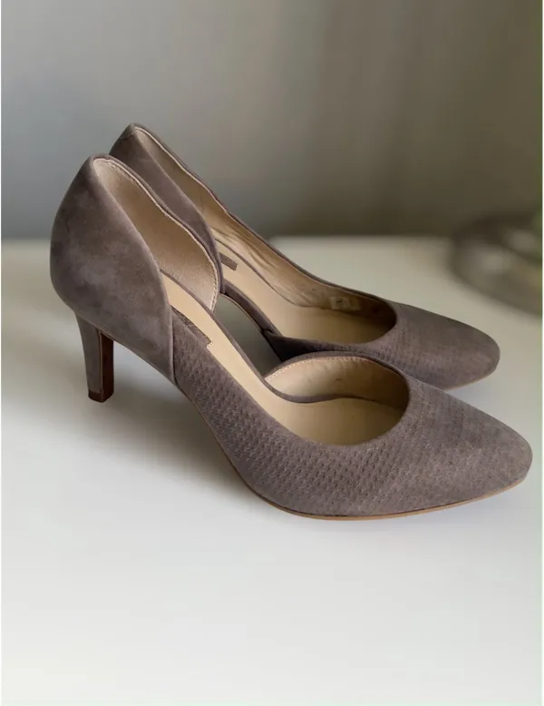 ECCO Taupe Suede Pumps EU 35 US 5 Comfort Heels - Image 2