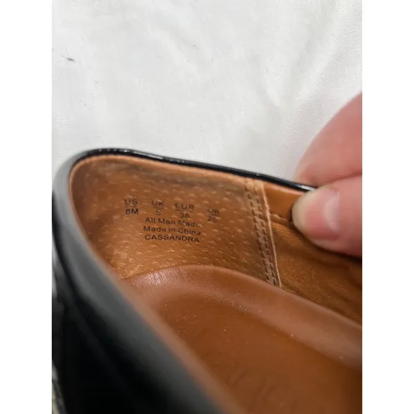 Franco Sarto Cassandra Black faux Leather Lug Sole Loafers 8 M - Image 6