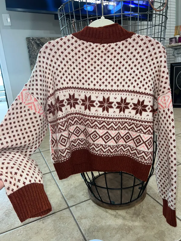American Eagle Sweater - Image 4