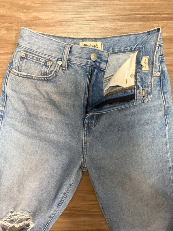 Madewell Tall ’90s Straight Jeans 25T Revoir Wash Distressed Raw Hem $128 - Image 4