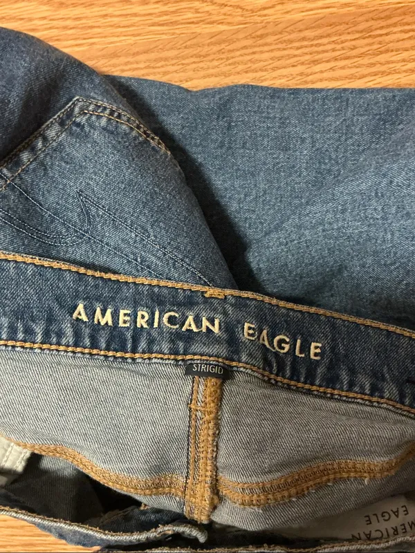 American Eagle Low-Rise Baggy Ultra Wide-Leg Jean Size 4 Regular - Image 8
