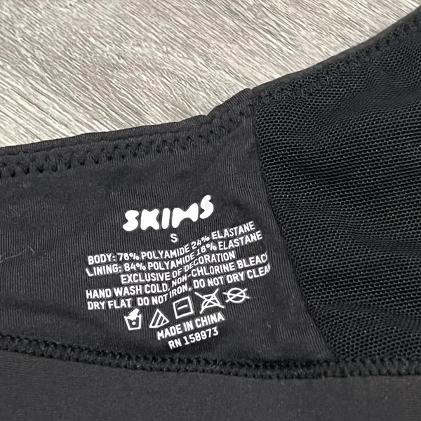 SKIMS Fits Everybody Triangle Bralette - Image 3