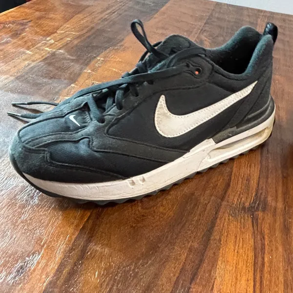 Nike Air Max Dawn Black White Low Top Running Shoes DC4068-001 Womens 8 - Image 16