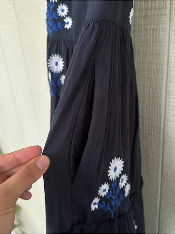 Madison Matthews Navy floral Maxi tiered long Dress short puff sleeves size XS - Image 4