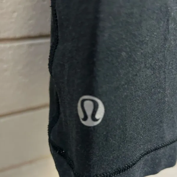 Lululemon Black Tank size 6 - Image 2
