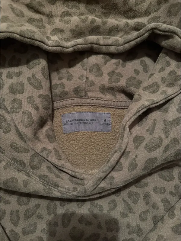 Cheetah Print Hoodie - Image 2