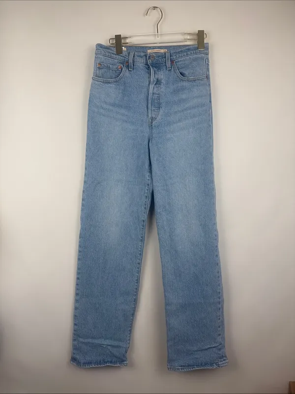 Levi’s Ribcage Straight Blue Denim High Rise Jeans Size 28 - Image 3