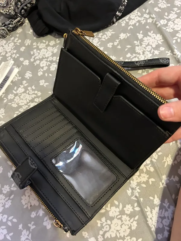 Guess Wristlet - Image 3
