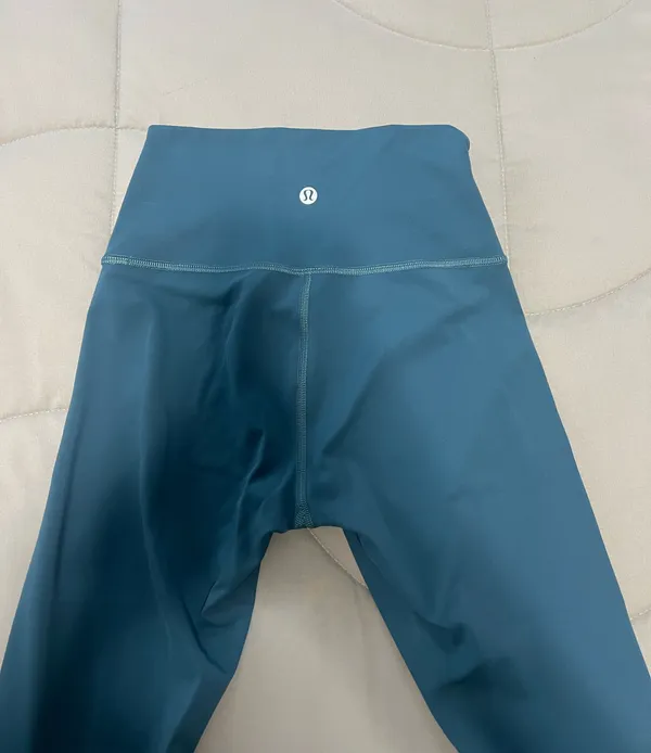 Lululemon Wunder Under Luxtreme - Image 3