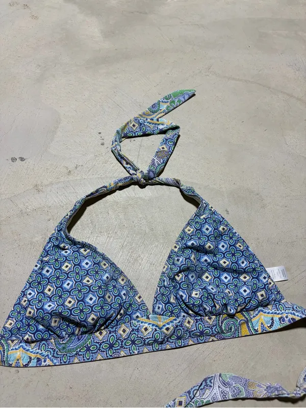 Athleta Blue Patterned Triangle Bikini Top small - Image 2