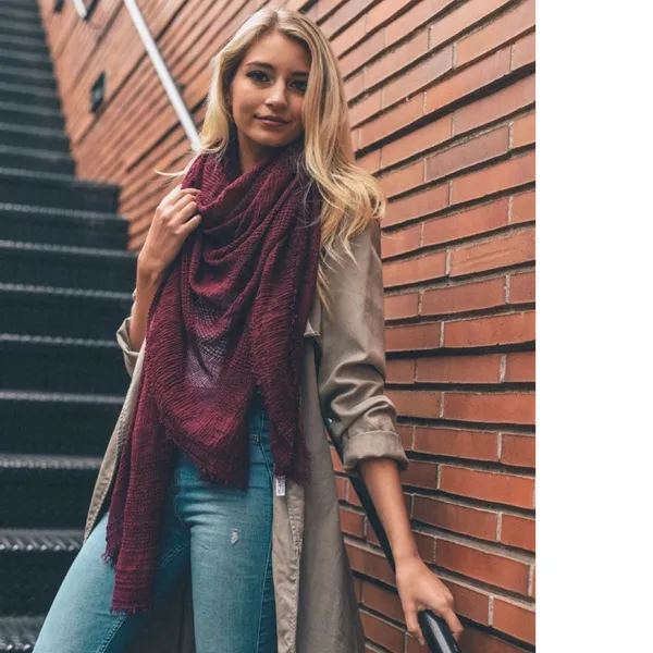 New❣️Burgundy Scarf with Frayed Edge - Image 2