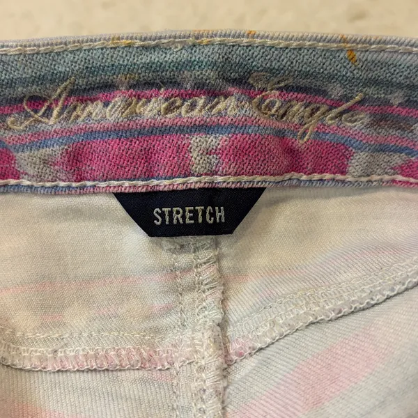 American Eagle- Pink Blue White Aztec Style Raw Hem Stretch Jean Shorts- Size 10 - Image 4