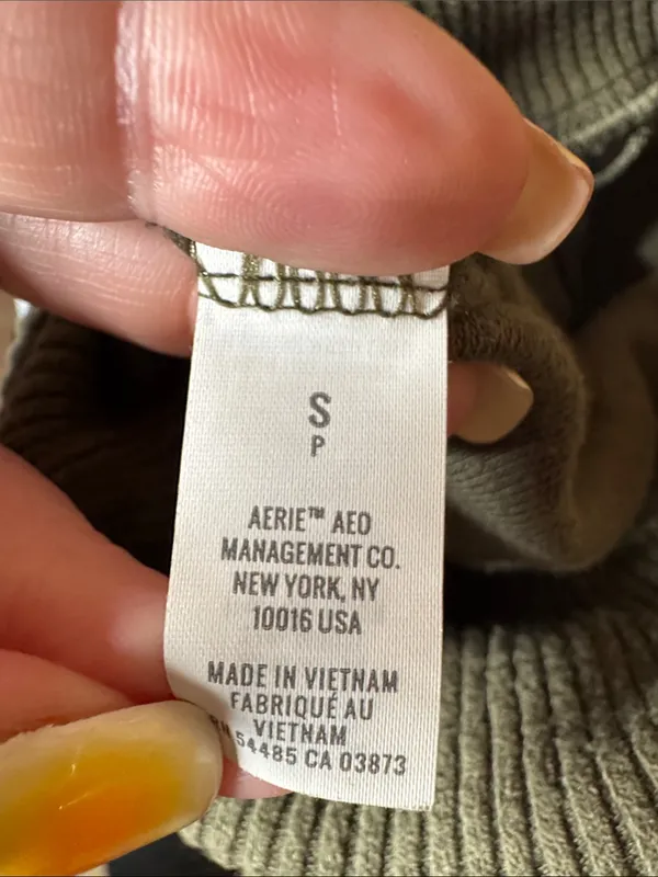 Aerie Olive Green Cozy Fleece Joggers Size Small - Image 10
