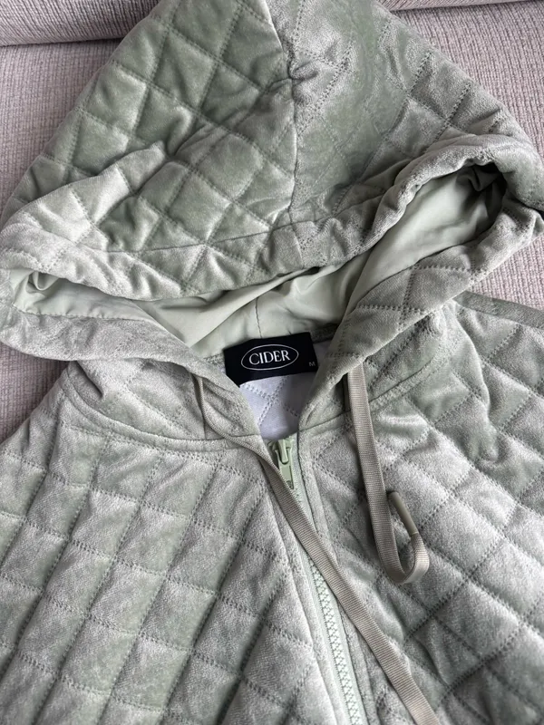 Cider cropped quilted jacket with hood - Image 2