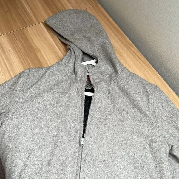 L.E.I. Wool zip up 3/4 length coat. Quilted interior. Size M. - Image 3