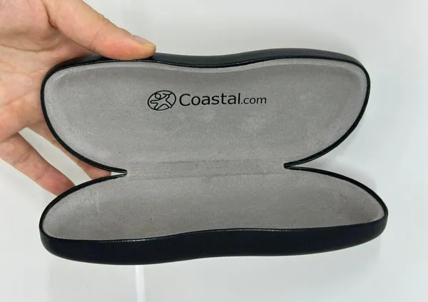 VTG Y2K Coastal Sunglasses Black Oval Frame Retro Aesthetic with Case - Image 6
