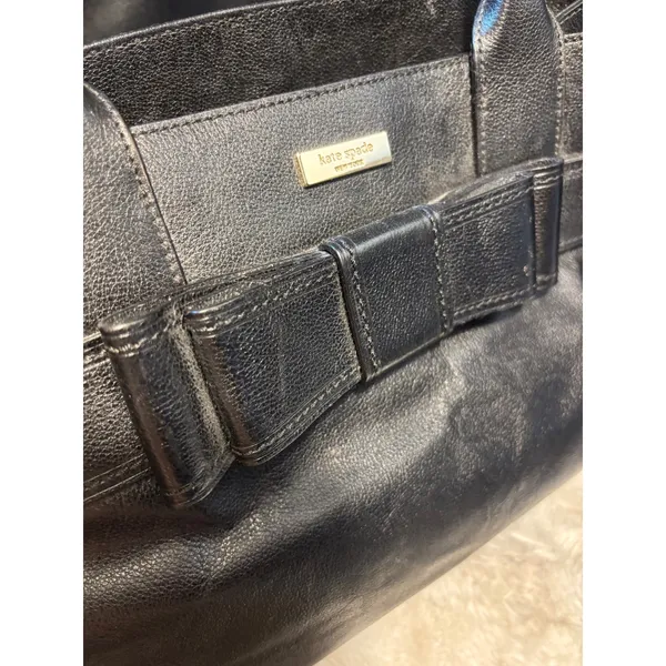 Kate Spade New York Black Pebbled Leather Bow Shoulder Bag Tote Polka Dot Lining - Image 2