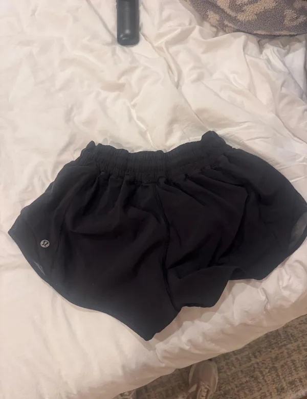 Lululemon Shorts Hot Hot - Image 2