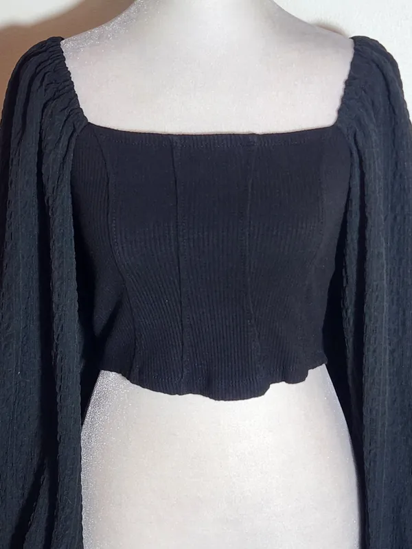Urban Outfitters Black Ribbed Knit Square Neck Full Sleeve Crop Top Size Small - Image 2