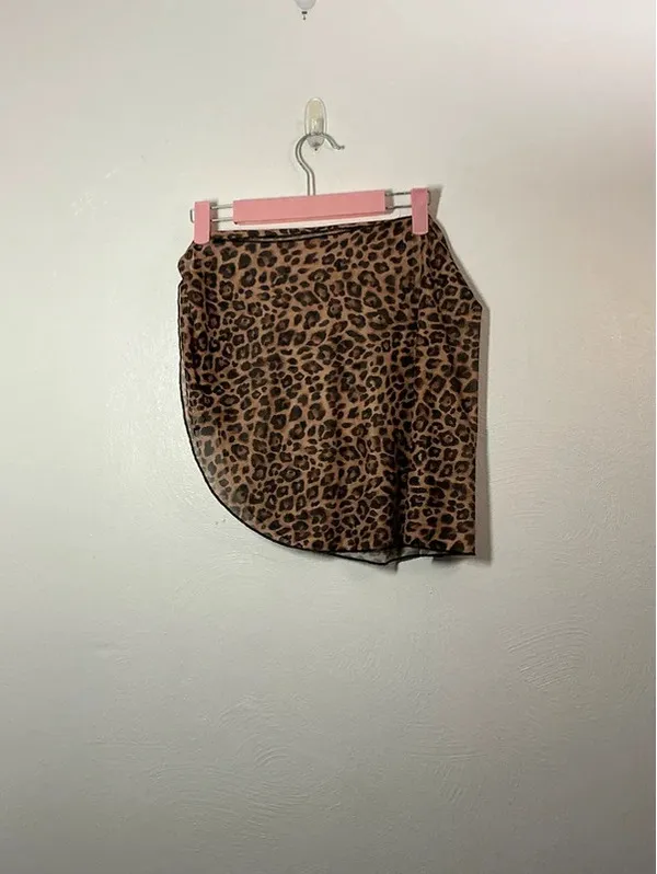 Wild fable leopard sheer sarong size XXS/XS - Image 2