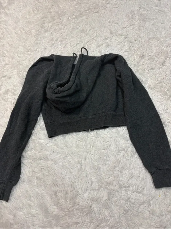 Brandy Melville grey cropped hoodie - Image 2