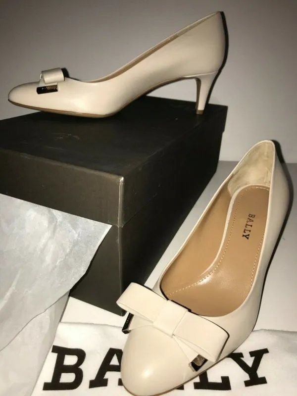 NWB BALLY Classic Beige Nude Leather Heels Pumps Shoes size5.5 36 Bow Italy made - Image 3