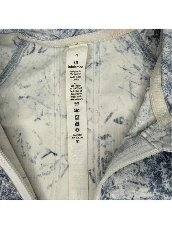 Lululemon Ebb to Train Jacket - Size 4 - Image 7