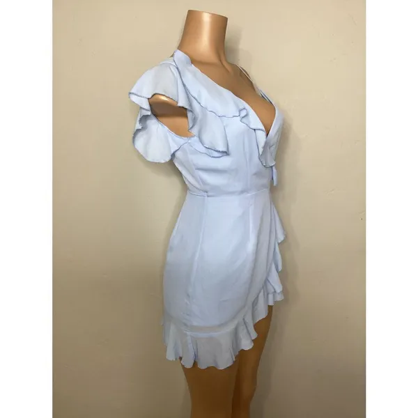 New. SUPERDOWN light blue wrap dress - Image 10