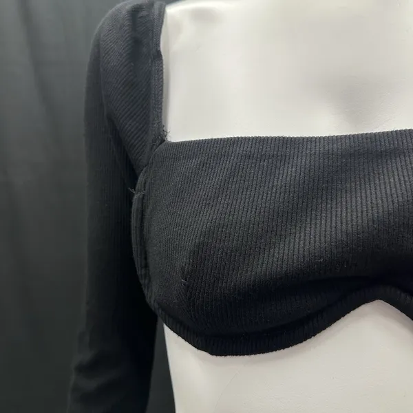 Princess Polly 10 Black‎ Wired Straight Neckline Becca Long Sleeve Crop Top - Image 5