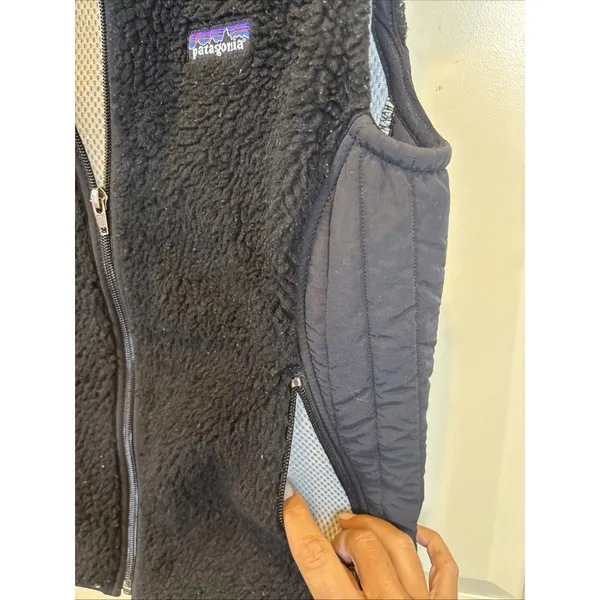 Patagonia Synchilla Black Women Medium Sherpa Fleece Vest Full Zip Outdoor - Image 4