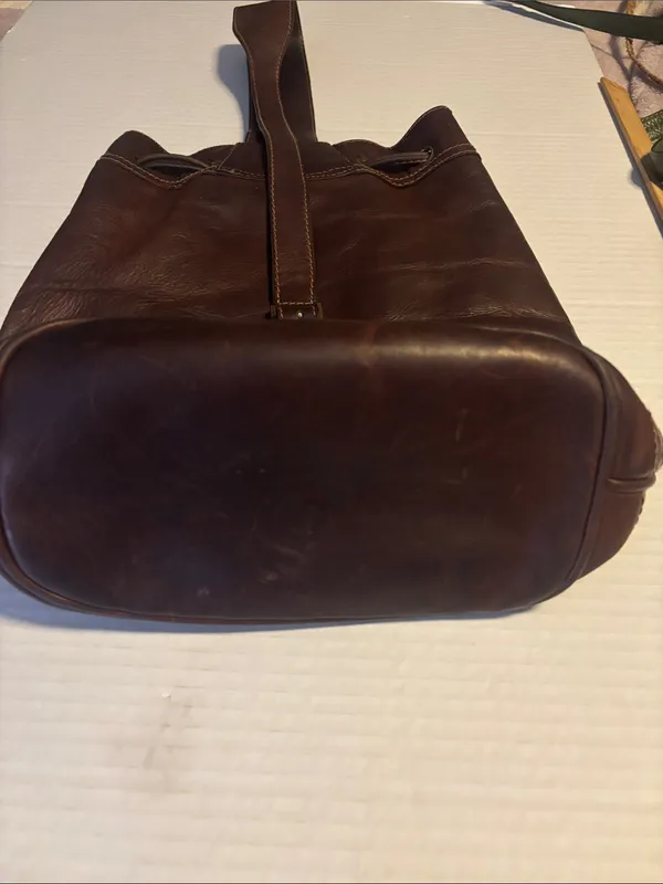 CARTUJANO de ESPANA VINTAGE DARK BROWN LEATHER DRAWSTRING BUCKET BAG - Image 4