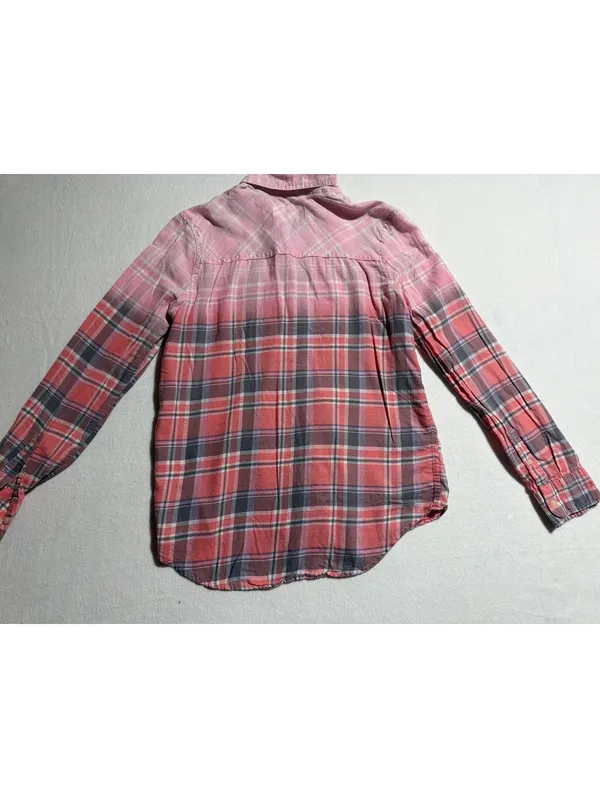 Aeropostale Women's Medium Pink and Coral Plaid Button-Up Shirt - Image 6