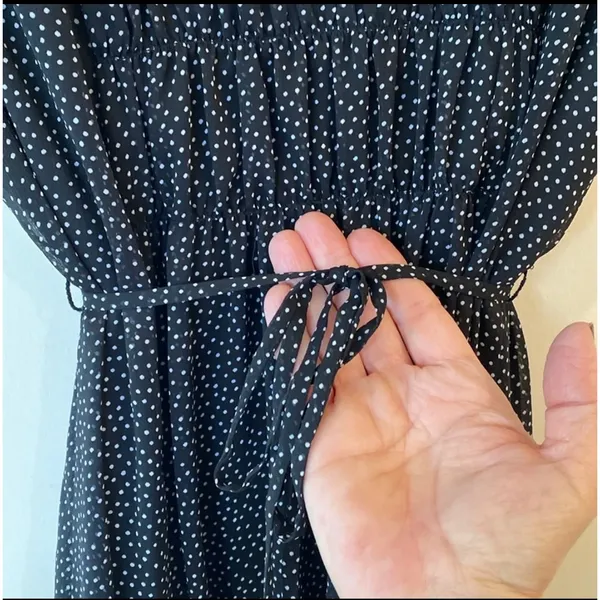 EMMA & MICHELE Black & White Polka Dot sleeveless above knee dress Size 8P retro - Image 5