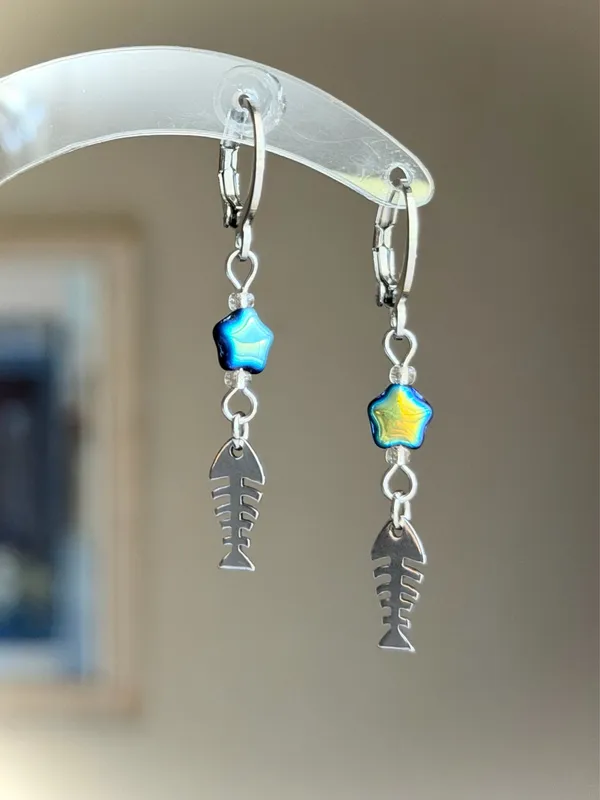 Handmade fish bone & star stainless steel unique funky dangle earrings🌀🐟💙⭐️ - Image 2