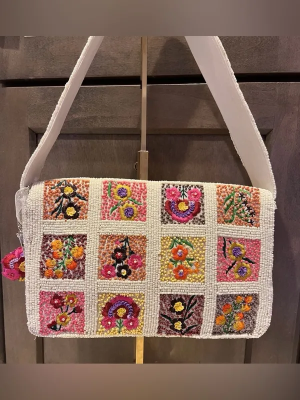 Boho Embroidered Floral Cream Shoulder Bag Patchwork Hand Sewn Beaded Purse NWT - Image 3