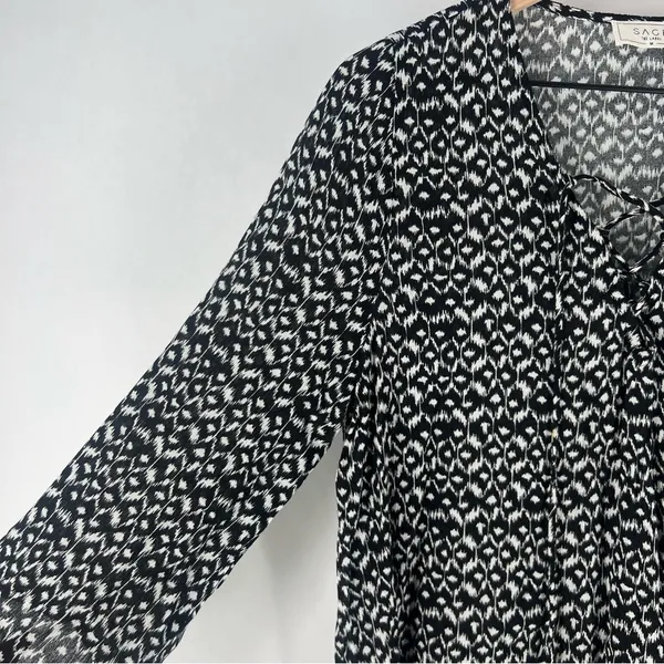 SAGE The Label Black White Abstract Tribal Print Lace-Up V-Neck Tunic‎ Top - Image 4