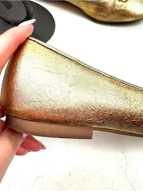 Stuart Weitzman Metallic Gold Ballet Flats Leather Size 7.5 - Image 2