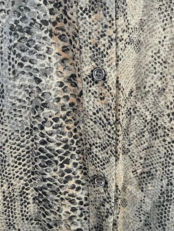 Wilfred by Aritzia 100% Silk Animal Print Tunic Button Blouse - Size - XXS - Image 6