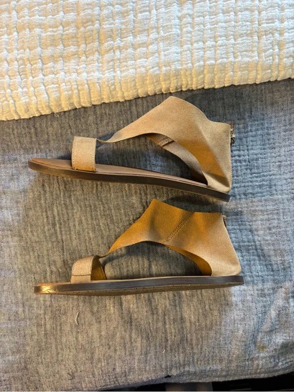 Sanuk Women's Yoga Dawn Sandal size 7 - Image 3