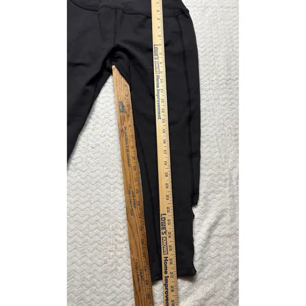 Beyond Yoga Womens Black Scalloped Laser Cut Cropped Leggings Size L - Image 5
