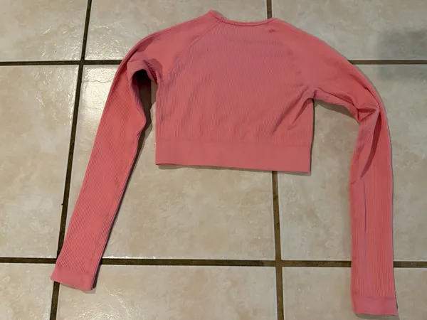 Bo+Tee Crop Top Long Sleeve - Image 3