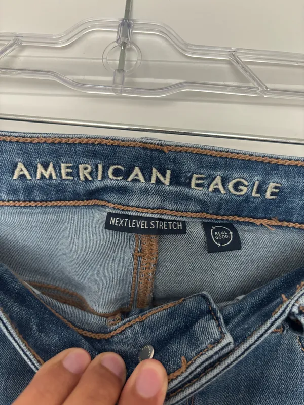 American Eagle Jeans - Image 4