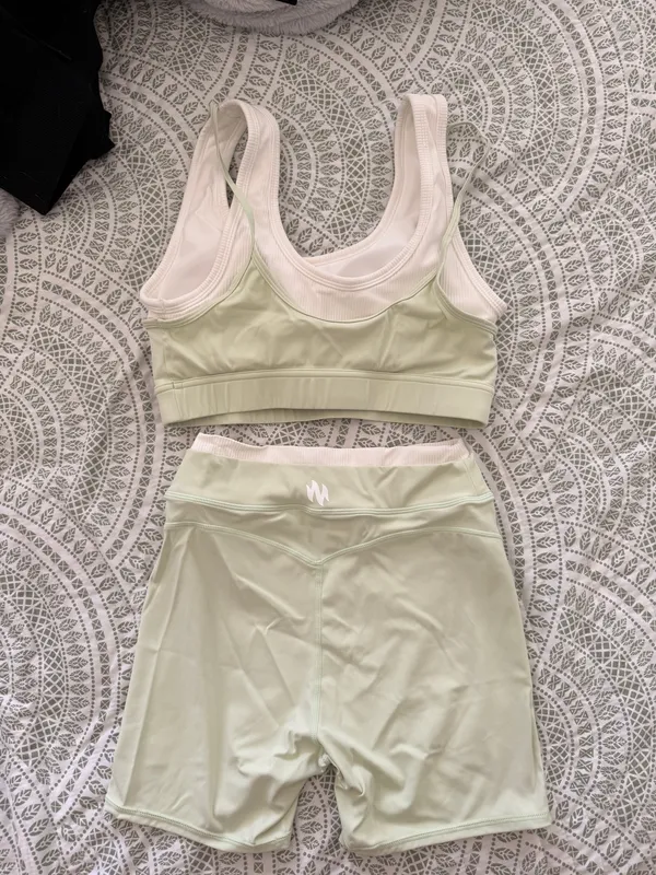 Workout set Green Size L - Image 2